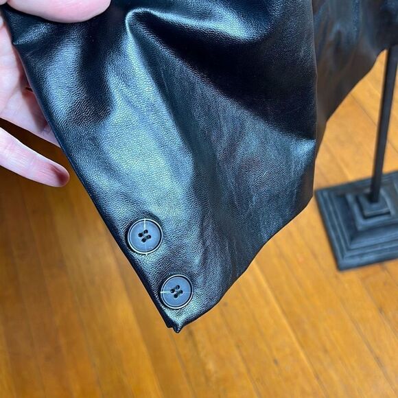 Princess Polly JOCELYN FAUX LEATHER BLAZER BLACK New XS/S - Picture 4 of 8